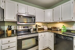 Spacious Family Home w/ Deck at Massanutten Resort