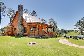 Spacious Alabama Retreat - Deck, Grill & Fire Pit!