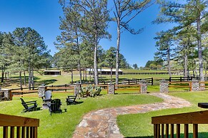 Spacious Alabama Retreat - Deck, Grill & Fire Pit!