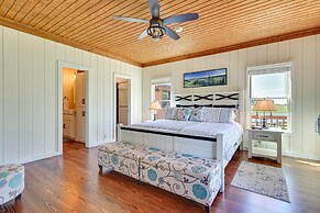 Spacious Alabama Retreat - Deck, Grill & Fire Pit!