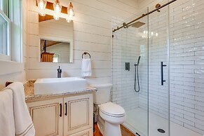 Spacious Alabama Retreat - Deck, Grill & Fire Pit!