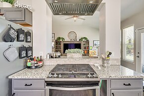 8 Mi to Dtwn Reno: Sparks Escape w/ Fenced Yard