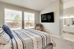 8 Mi to Dtwn Reno: Sparks Escape w/ Fenced Yard