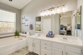 8 Mi to Dtwn Reno: Sparks Escape w/ Fenced Yard