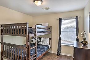 Spacious Houston Home ~ 22 Mi to Downtown!