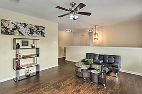Spacious Houston Home ~ 22 Mi to Downtown!