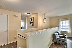 Spacious Houston Home ~ 22 Mi to Downtown!
