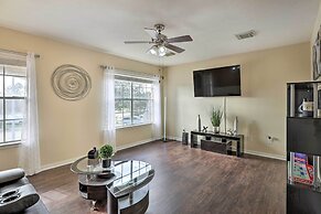 Spacious Houston Home ~ 22 Mi to Downtown!