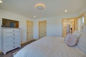 Spacious New Lisbon Home w/ Lake Access!