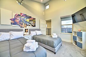 Sunny Clawson Home w/ Yard - Walk to Main St!