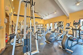 Timber Creek Townhome w/ 2 Decks & Mtn Views!