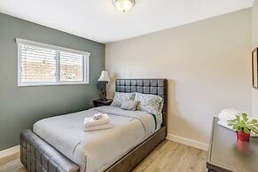 Sunny Vista Vacation Rental Home: 12 Mi to Beach!