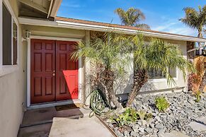 Sunny Vista Vacation Rental Home: 12 Mi to Beach!