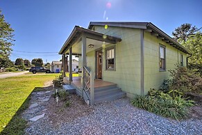 Updated Brevard Home - Close to Downtown!