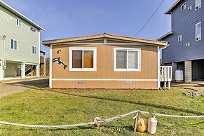 'the Little Orca's'- Short Walk to the Beach!