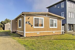 'the Little Orca's'- Short Walk to the Beach!