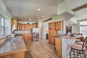 Tranquil Indigo Getaway < 3 Mi to Hot Pools!