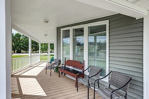 Tranquil Indigo Getaway < 3 Mi to Hot Pools!