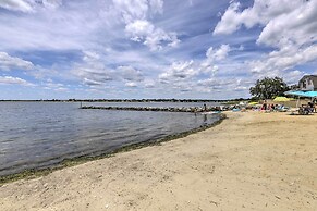 Waterfront Cottage w/ Sunroom + Patio & Grill
