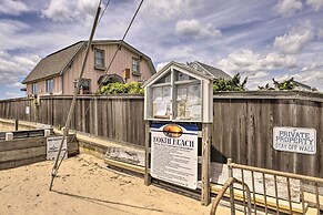 Waterfront Cottage w/ Sunroom + Patio & Grill