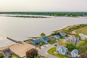 Waterfront Cottage w/ Sunroom + Patio & Grill