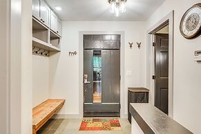 Vermont Mountain Retreat: The Antler House