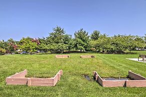 Resort Amenities & Screened Porch: Ocean View Home