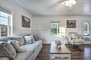 Waterfront Dunlap Cottage: Large Yard + Views