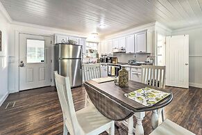 Waterfront Dunlap Cottage: Large Yard + Views