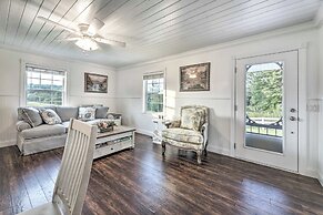 Waterfront Dunlap Cottage: Large Yard + Views