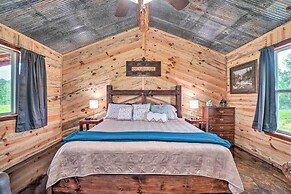 Updated Studio Cabin in Ozark w/ Yard & Mtn View