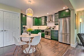 Breathtaking Views: Unique Chimney Rock Cottage!