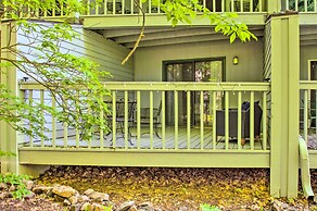 Wintergreen Resort Studio w/ Deck & Ski-out Access