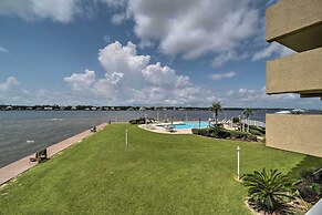 Waterfront Gulf Shores Condo w/ Patio, Pier & Pool