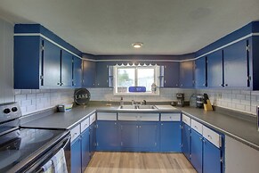 Albany Family Lake Getaway Near State Parks!