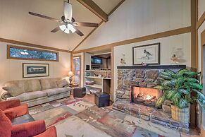 Ski Resort Cabin w/ Deck in Beech Mountain!