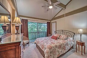 Ski Resort Cabin w/ Deck in Beech Mountain!