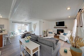 Charming Riverfront Retreat in Monticello!
