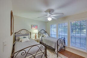 'the Crown Goose' - Bullard Home w/ Pool & Spa!