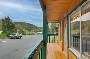 Charming Ski Condominium w/ Resort Views!
