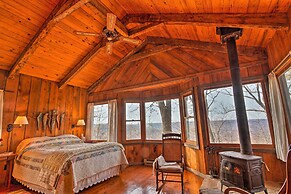 Cozy Cumberland Mountain Cabin w/ Stunning Views!