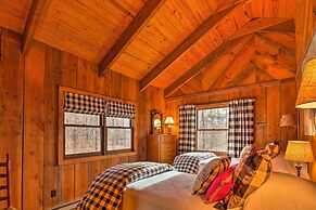 Cozy Cumberland Mountain Cabin w/ Stunning Views!