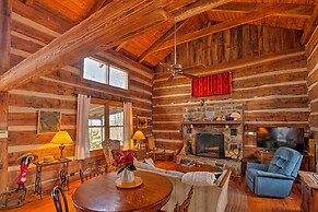 Cozy Cumberland Mountain Cabin w/ Stunning Views!