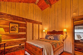 Cozy Cumberland Mountain Cabin w/ Stunning Views!