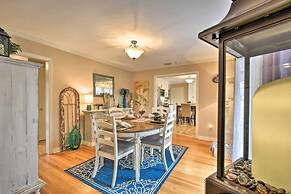 Charming Florence Getaway w/ Fireplace & Grill!