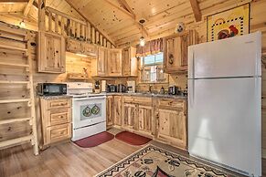 Cozy Augusta Cabin w/ Grill - Walk to Main St