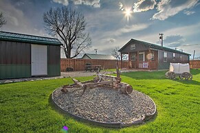 Cozy Augusta Cabin w/ Grill - Walk to Main St
