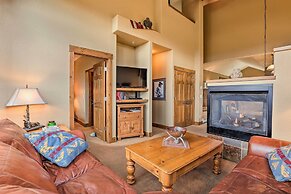 2-story Condo w/ Mtn View, Steps to Ski Lift!
