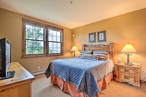 2-story Condo w/ Mtn View, Steps to Ski Lift!