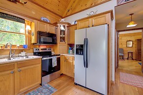 Lakewood Lodge Escape w/ Fire Pit